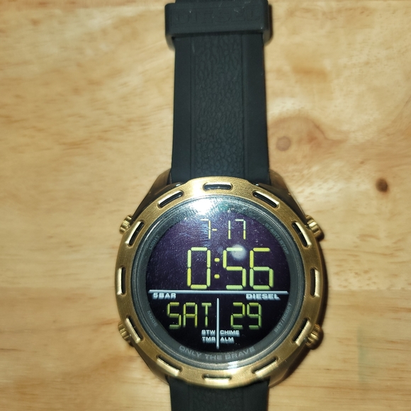 Diesel Men's Crusher DZ/1901 Black Rubber Digital - Picture 2 of 8